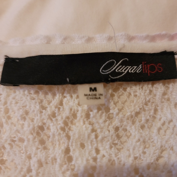 Romantic White Chantilly Lace top with flutter sleeves Sz M - Picture 8 of 8